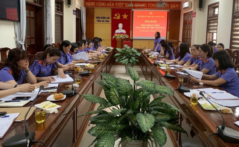 Các công đoàn cơ sở trực thuộc Công đoàn Viên chức tỉnh: Sôi nổi các hoạt động Kỷ niệm Ngày thành lập Hội Liên hiệp Phụ nữ Việt Nam và Ngày Phụ nữ Việt Nam 20/10 